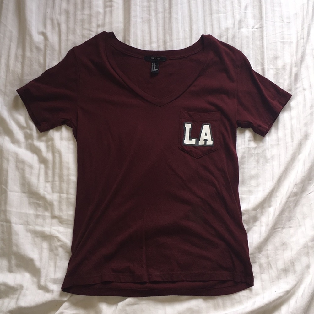 V-neck tee